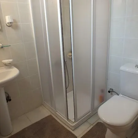 Mora House Lejlighed Cedit